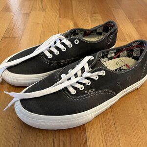 Vans X Daniel Johnson “Hi, How are you”